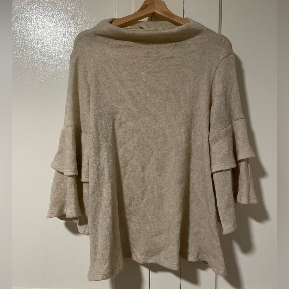 Cowl neck flowy sleeve tunic from local boutique.